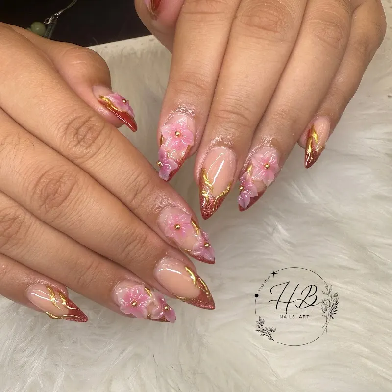 Unique Nails — Nail salon in Ozark